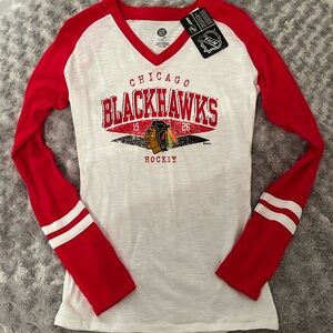 Chicago Blackhawks Red and White Long Sleeve Shirt Size S NWT
